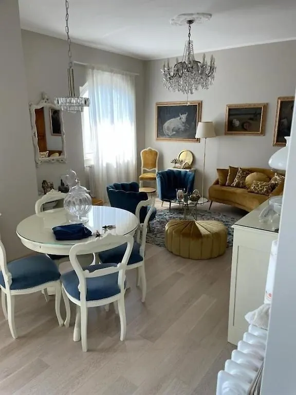 Appartement Casa Milena Elegante Dimora Con Piscina Privata à Albissola Marina Italie