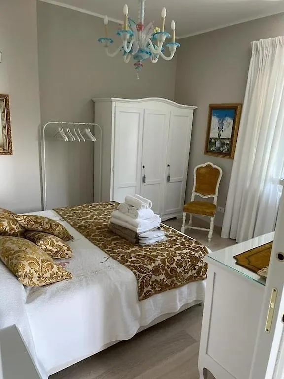 Appartement Casa Milena Elegante Dimora Con Piscina Privata à Albissola Marina