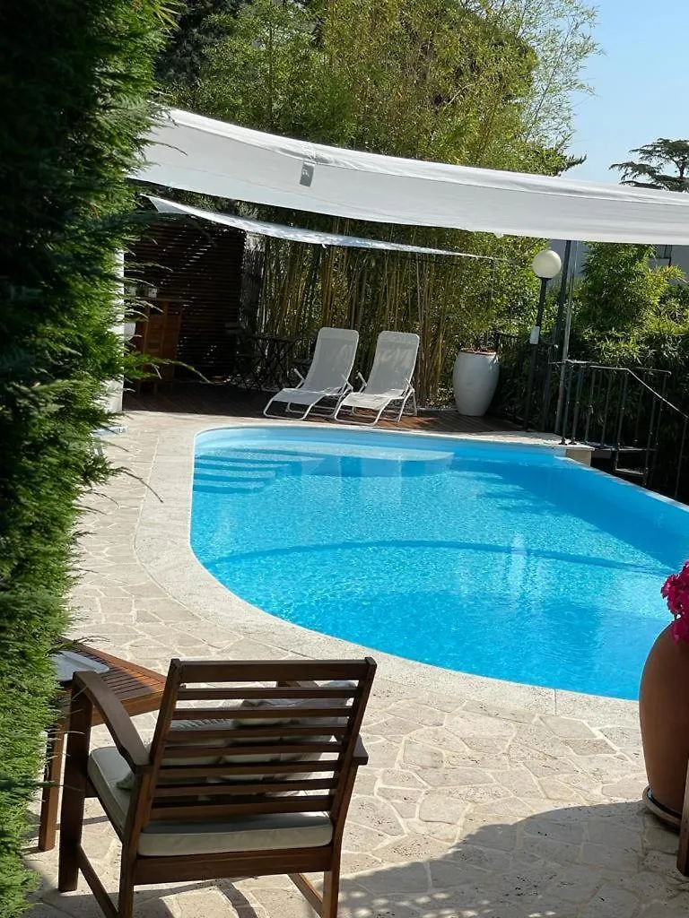 Appartement Casa Milena Elegante Dimora Con Piscina Privata à Albissola Marina